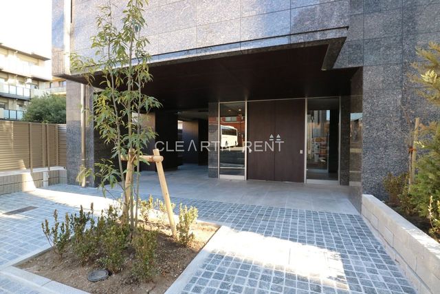 エントランス　安心のオートロックセキュリティ