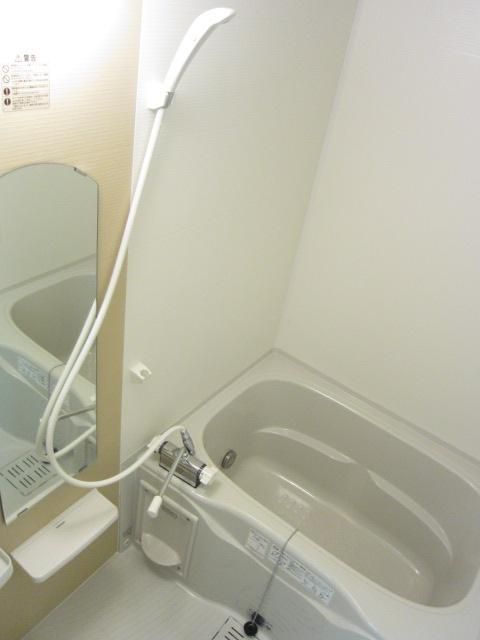 バス・シャワールーム　【浴室】バス