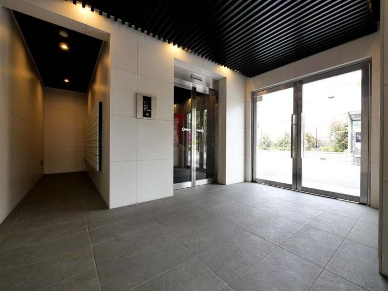 エントランス　エントランス