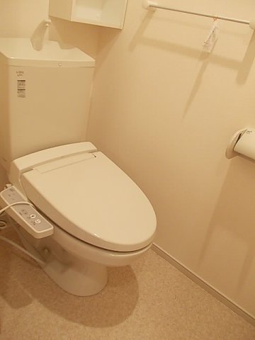 トイレ　清潔感のあるトイレです