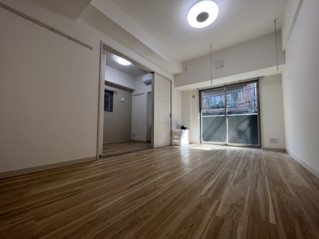 居室・リビング　ラフィット松屋町　リビング・ダイニングスペース