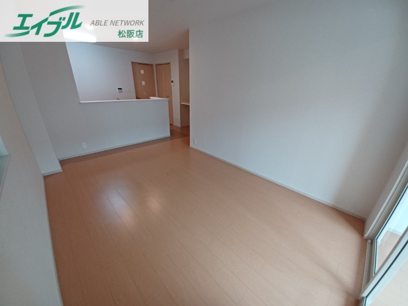 居室・リビング　同型参考写真