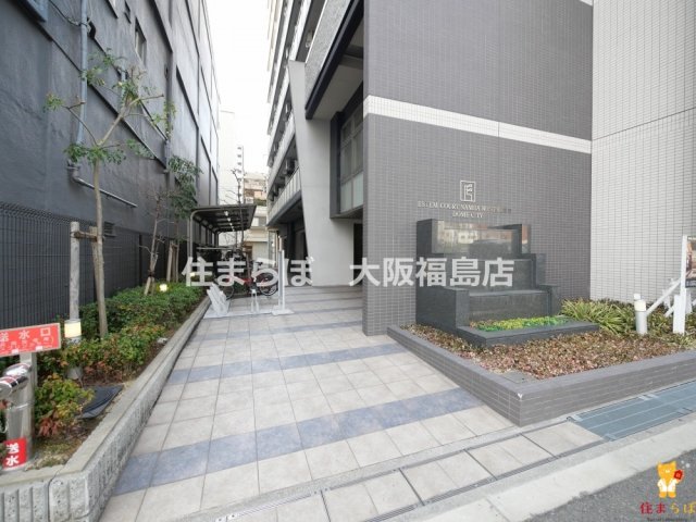 エントランス　共用部の印象も大切に