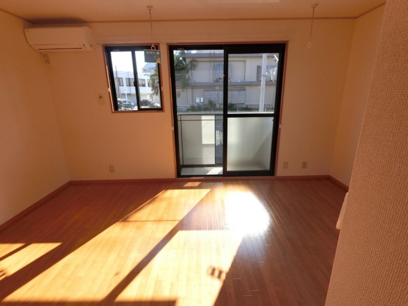 居室・リビング　図面と現状に相違がある場合には現状を優先