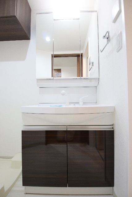 洗面設備　※別室の参考写真の為、現況優先です。