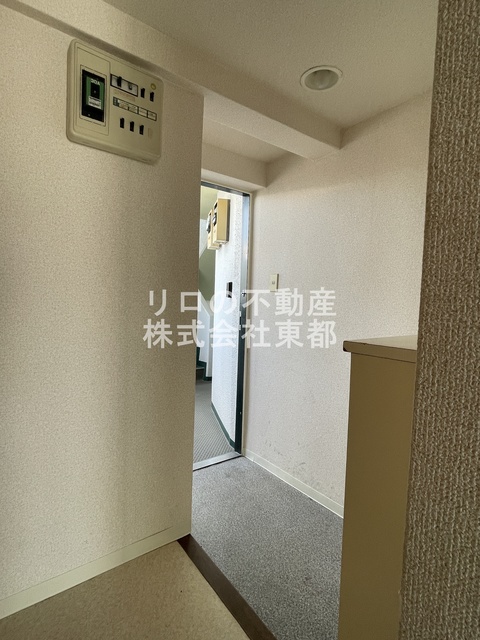 玄関　すっきりシンプルな玄関スペースです！
