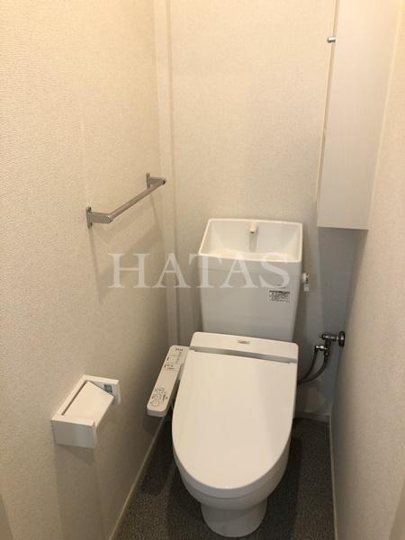 トイレ　同物件別部屋です。