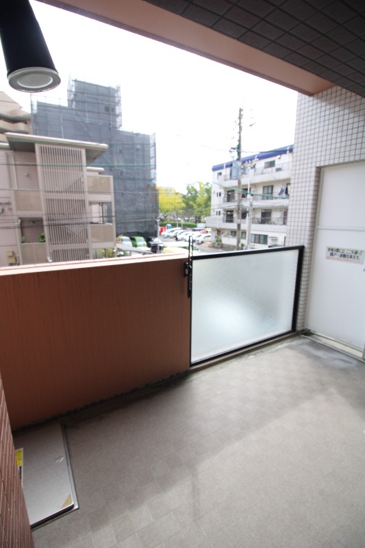 バルコニー　バルコニー