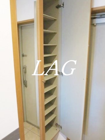 玄関　玄関です。