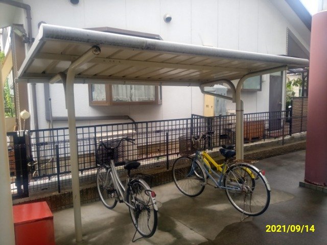 その他共有部分　屋根付き駐輪場