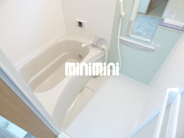 バス・シャワールーム　追い炊き付きバスルーム