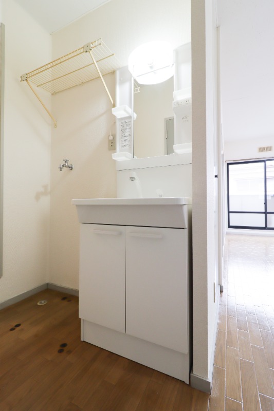 洗面設備　図面と現状が相違がある場合には現状を優先