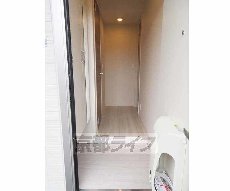 玄関　すっきりした広い玄関です！