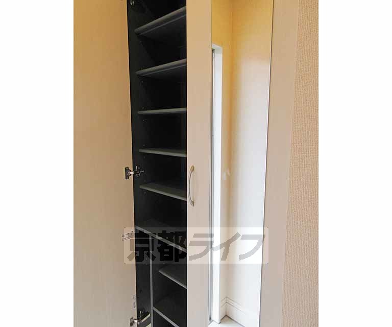 収納　シューズボックス！