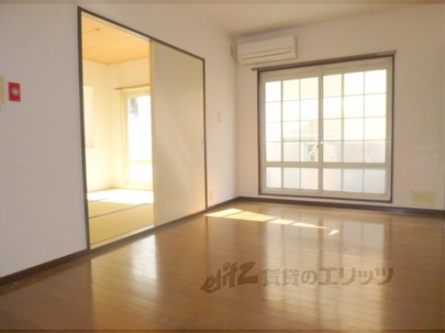 居室・リビング　ＬＤＫ１０帖