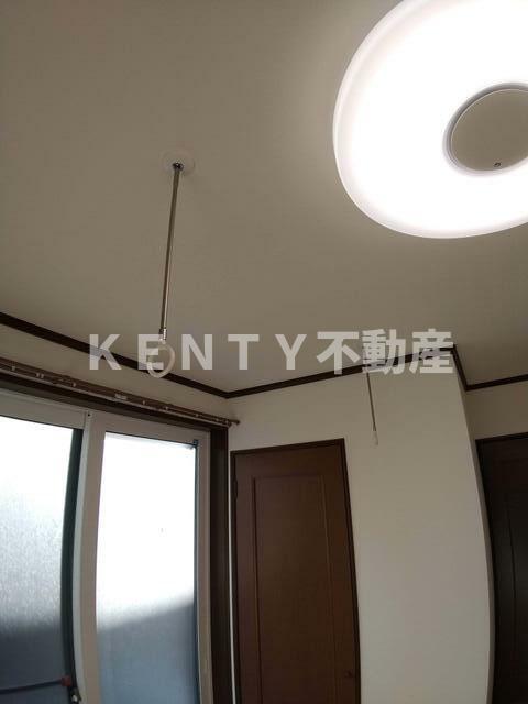 その他設備　室内物干し