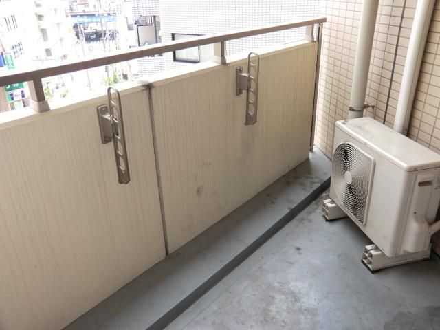 バルコニー　広めのバルコニー