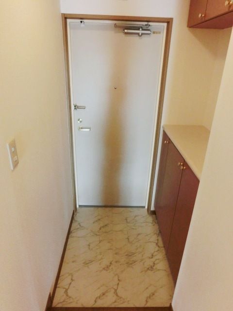 玄関　シューズボックスありの玄関