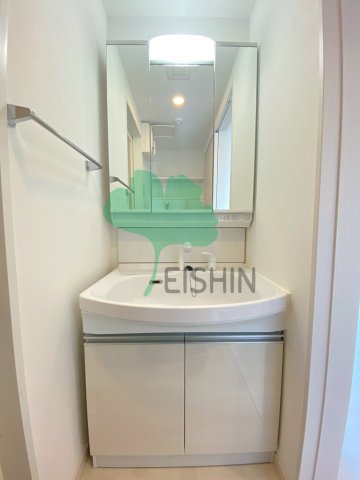 洗面設備　シンプルで使いやすい洗面台です！