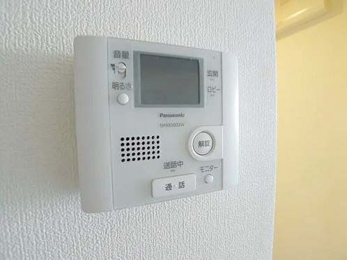 セキュリティ　★モニター付きインターホンで来客時も安心★