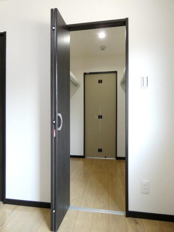 収納　図面と現状に相違がある場合には現状を優先