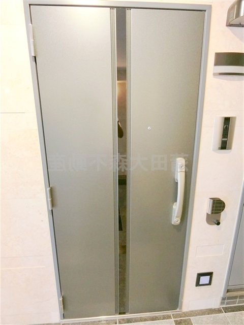 玄関　玄関　シューズBOX