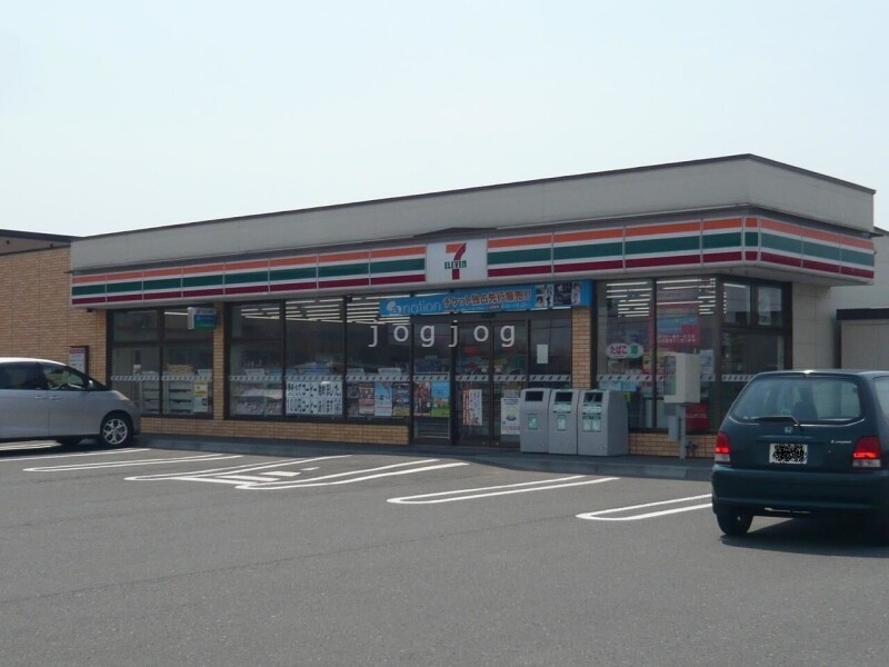 コンビニ　セブンイレブン苫小牧明野北通店（コンビニ）まで245m