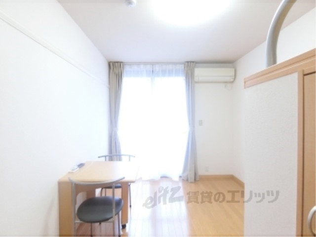 居室・リビング　洋室