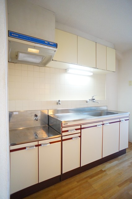 キッチン　※同タイプの他号室の写真です