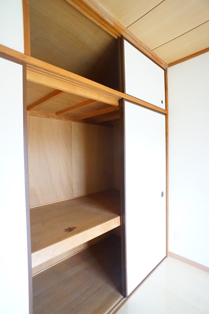 収納　※同タイプの他号室の写真です