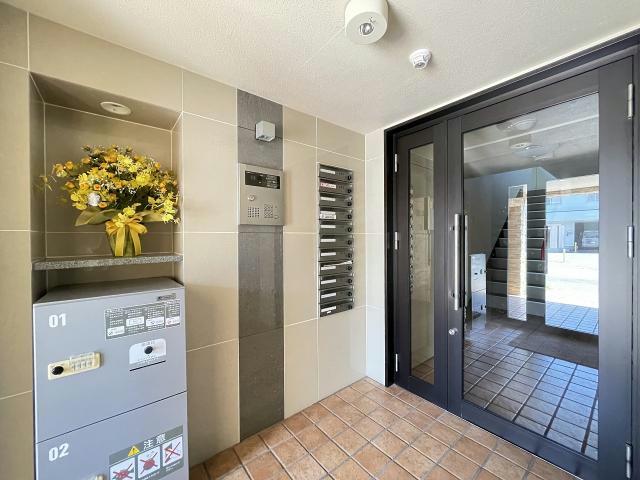 エントランス　エントランス部分