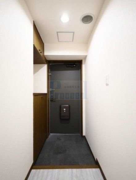 玄関　広々とした玄関部分