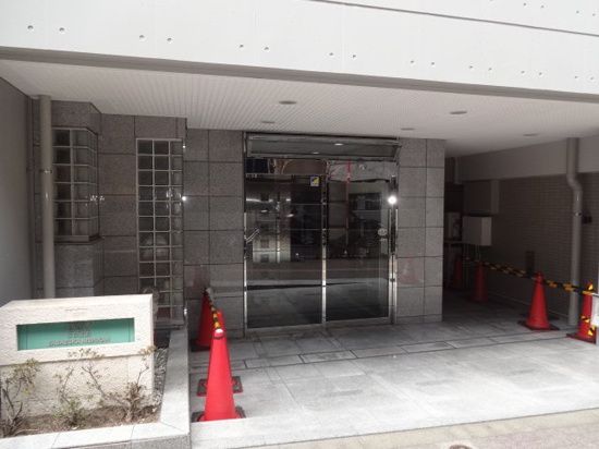 エントランス　■エレベーターホール