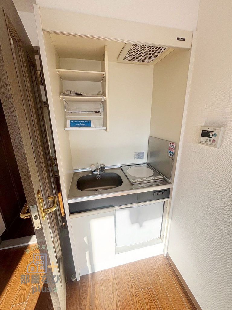 キッチン　※他号室写真です