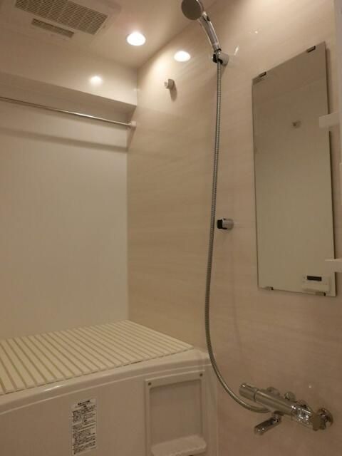 バス・シャワールーム　別部屋参考写真