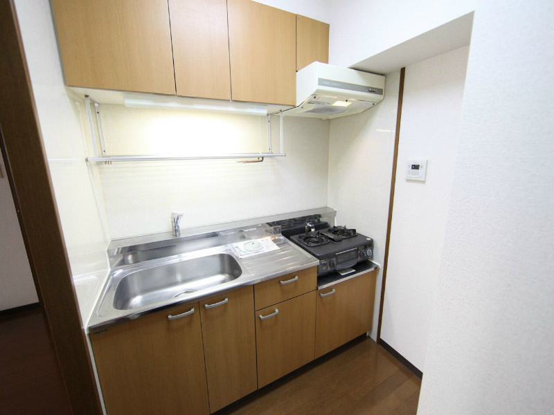 キッチン　キッチン（ガス2口コンロ設置）