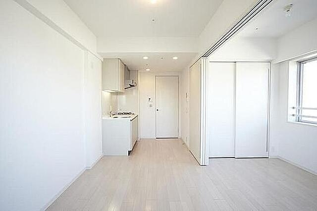 居室・リビング　コンフォリア東池袋EAST　豊島区東池袋2