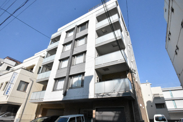 建物外観　SERENA　MRUNOUCHI