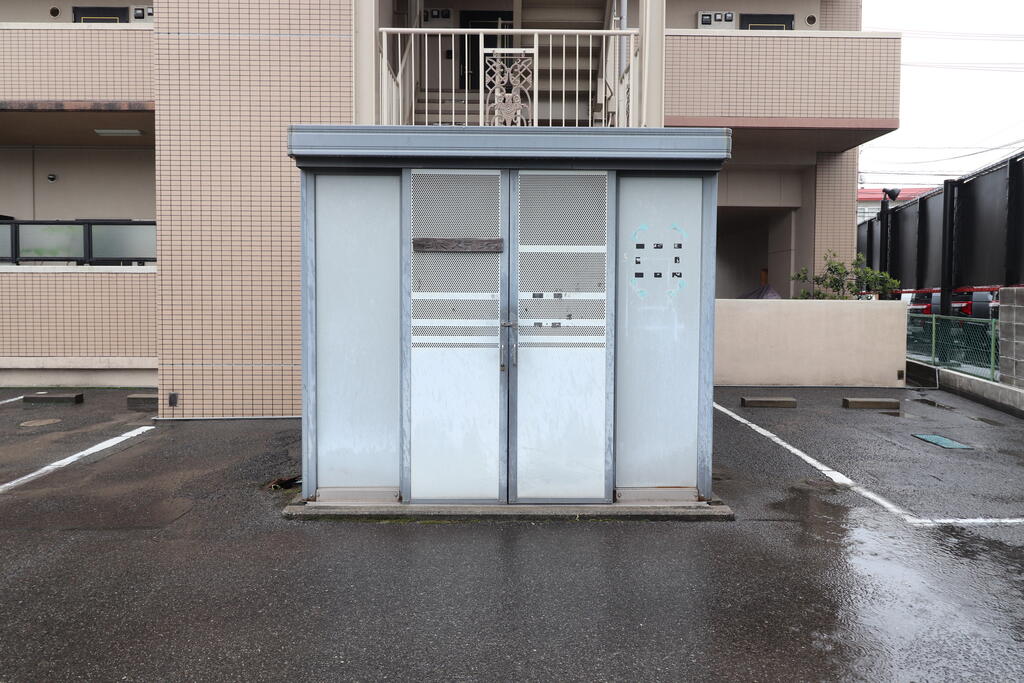 その他　敷地内にゴミ集積場があってとっても便利♪