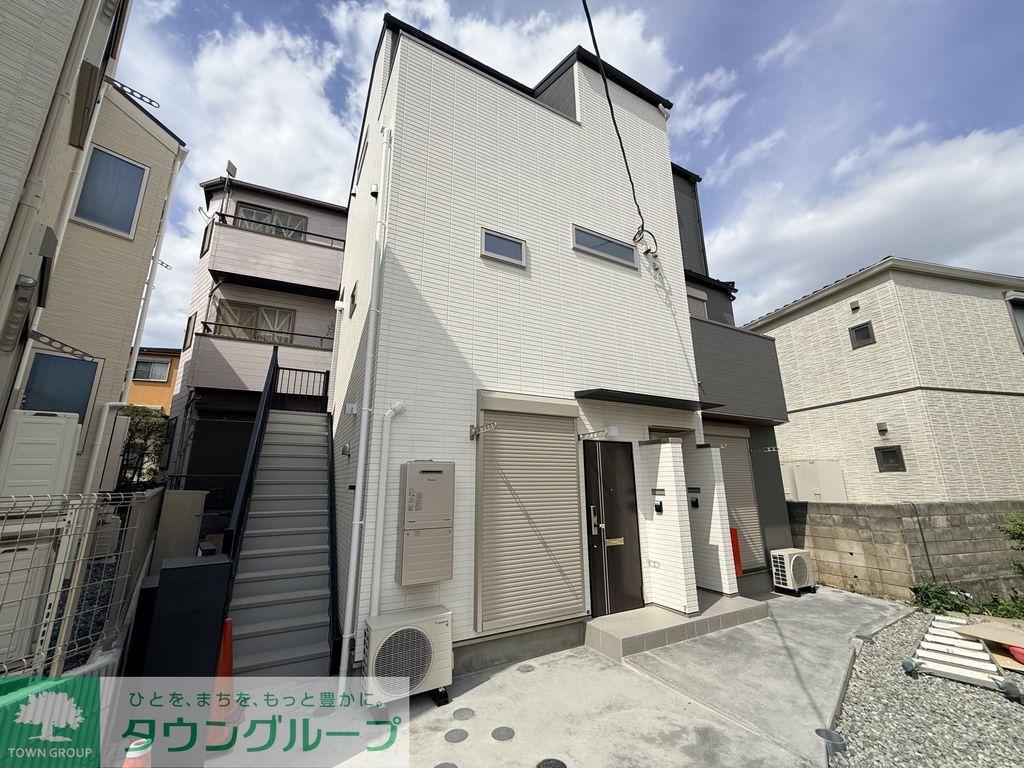 建物外観　★お部屋探しはタウンハウジング稲田堤店まで★