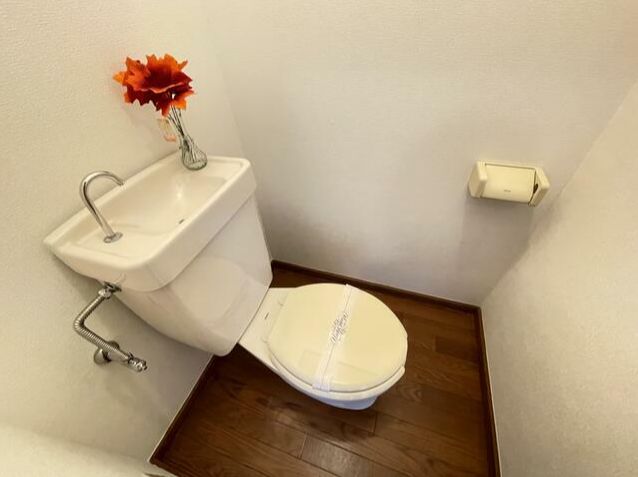トイレ　落ち着いたトイレです