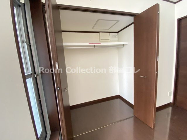 収納　※同物件他部屋写真　色違いの場合有　現状優先