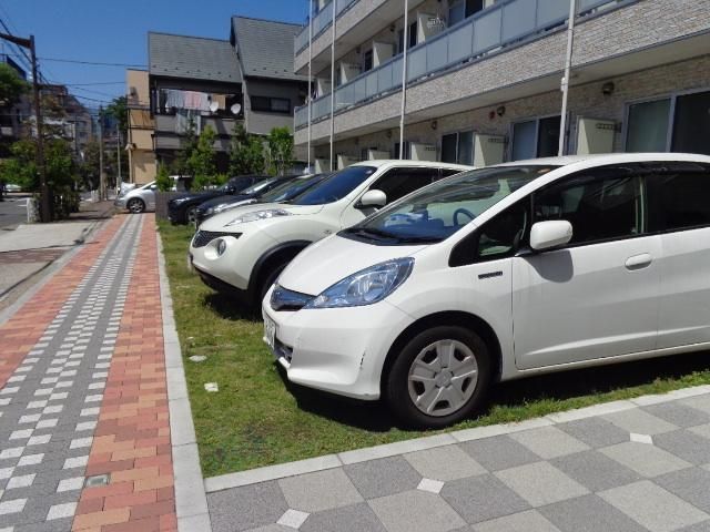 駐車場　駐車場