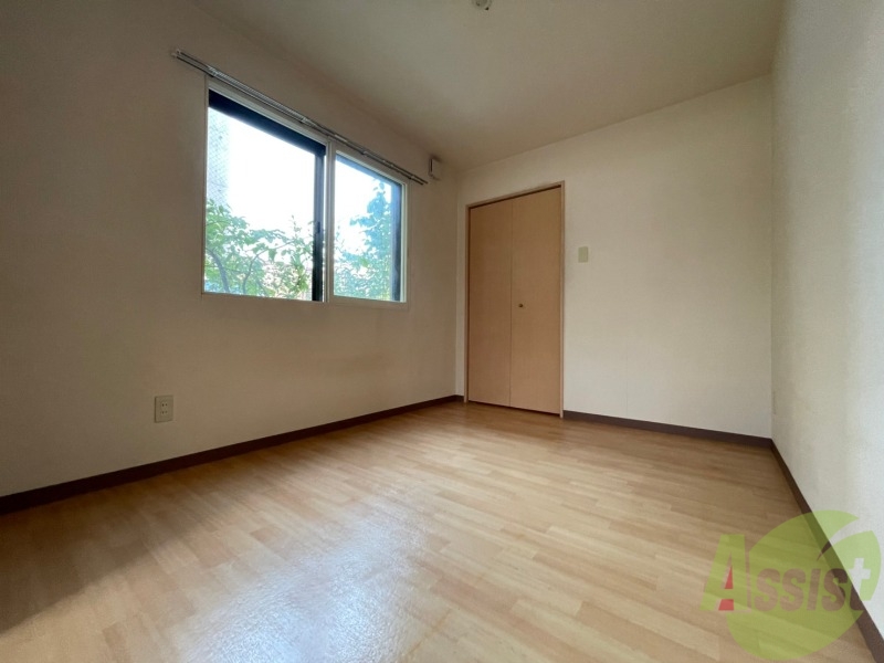 その他部屋・スペース　寝室です。二部屋をどう使うかはあなた次第です！