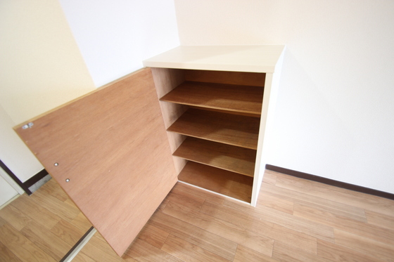 玄関　※別部屋の写真です