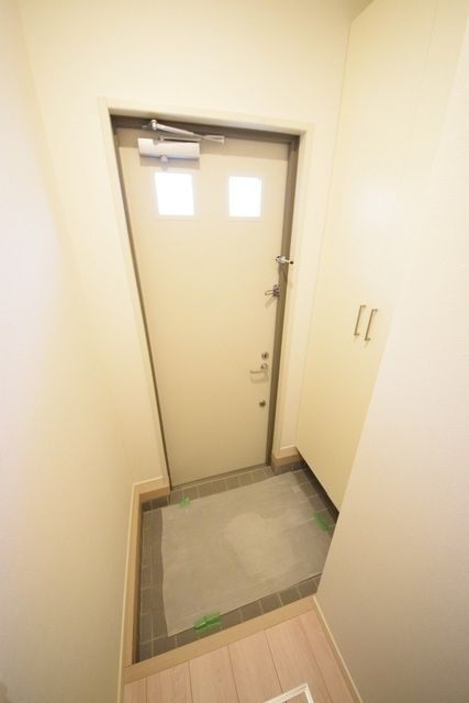 玄関　★お問い合わせはタウンハウジングまで★