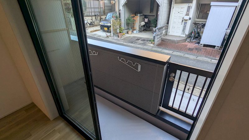 バルコニー　陽当たり良好なバルコニーです