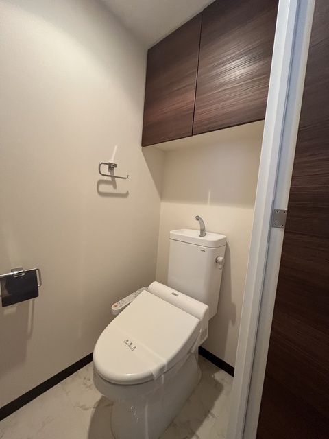 トイレ　別部屋参考写真です