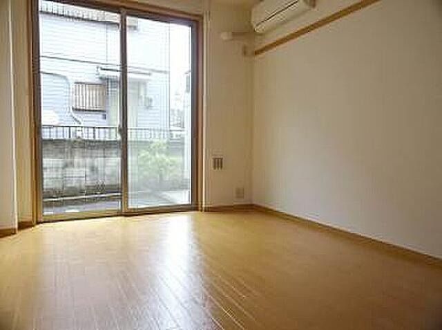 居室・リビング　（別タイプ参考写真）ヴィラフルール　板橋区仲宿