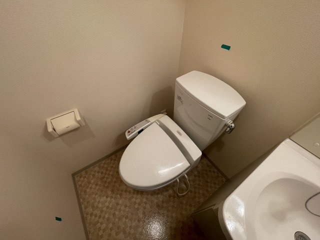 トイレ　落ち着いたトイレです